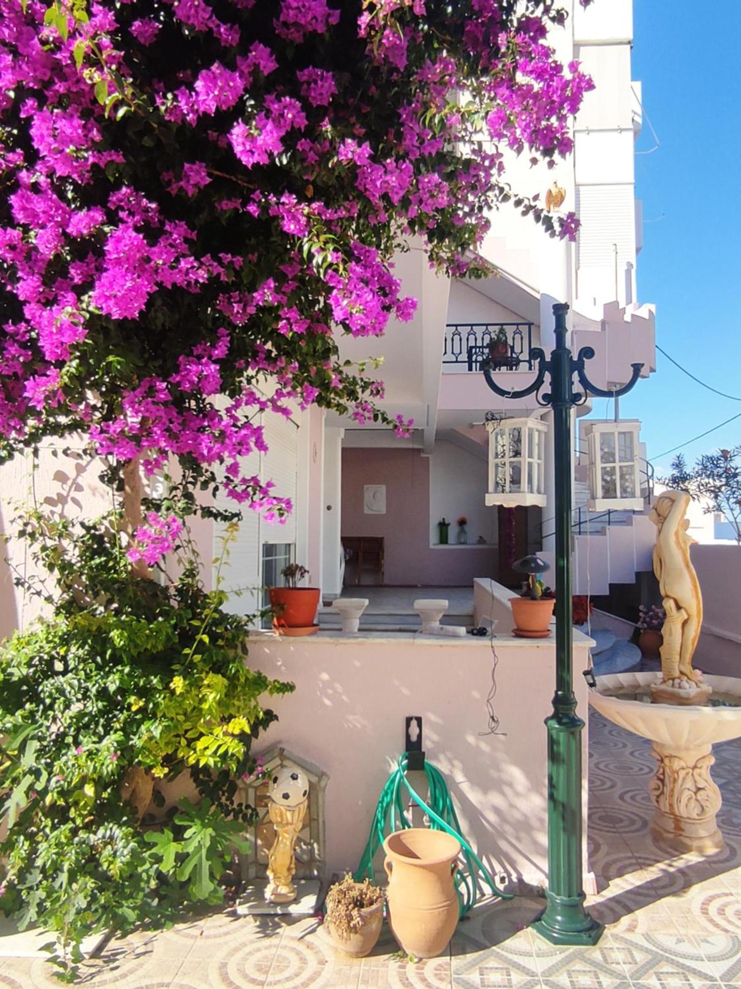 Spacious Apartment Corinth ภายนอก รูปภาพ