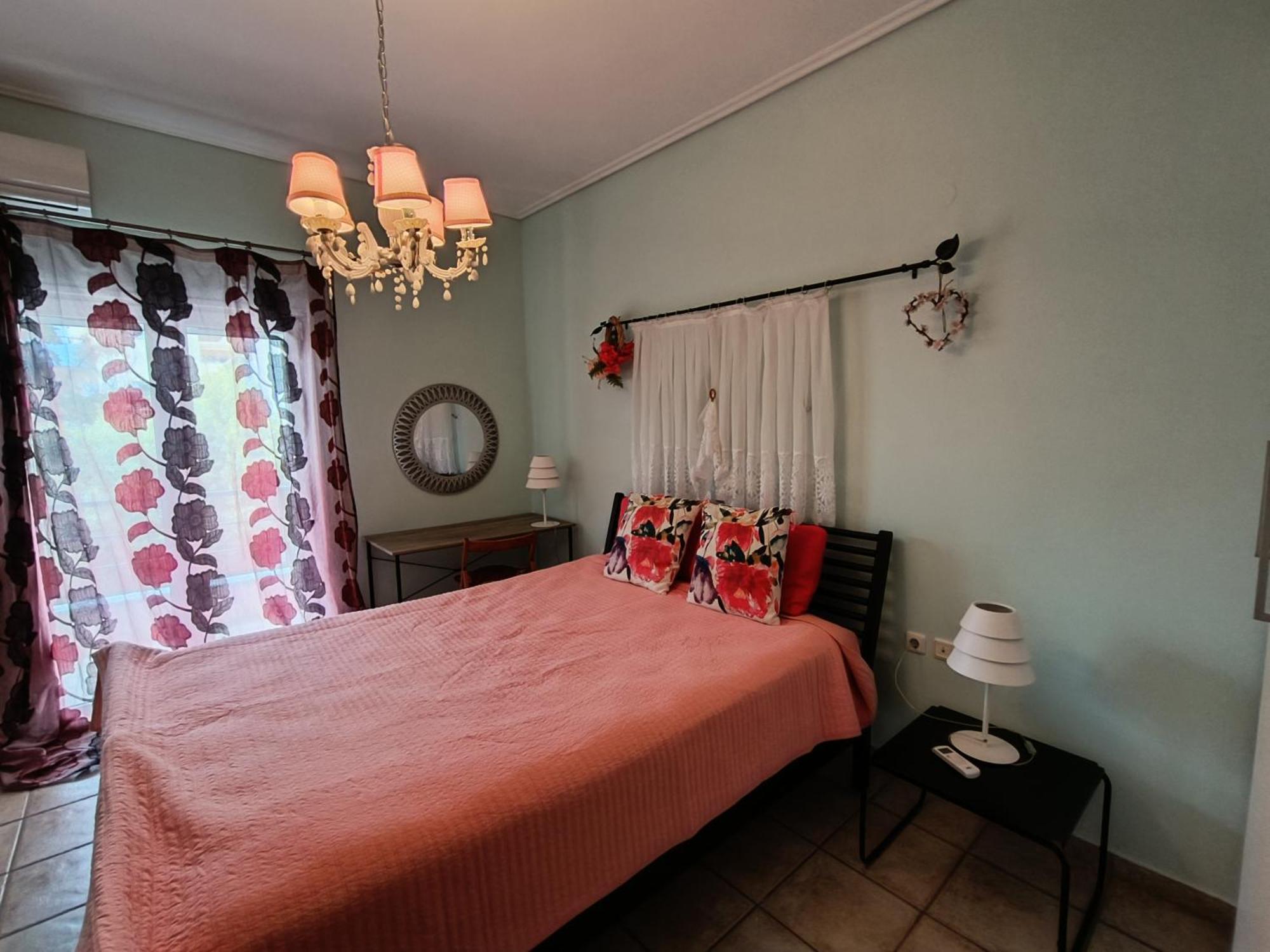 Spacious Apartment Corinth ภายนอก รูปภาพ