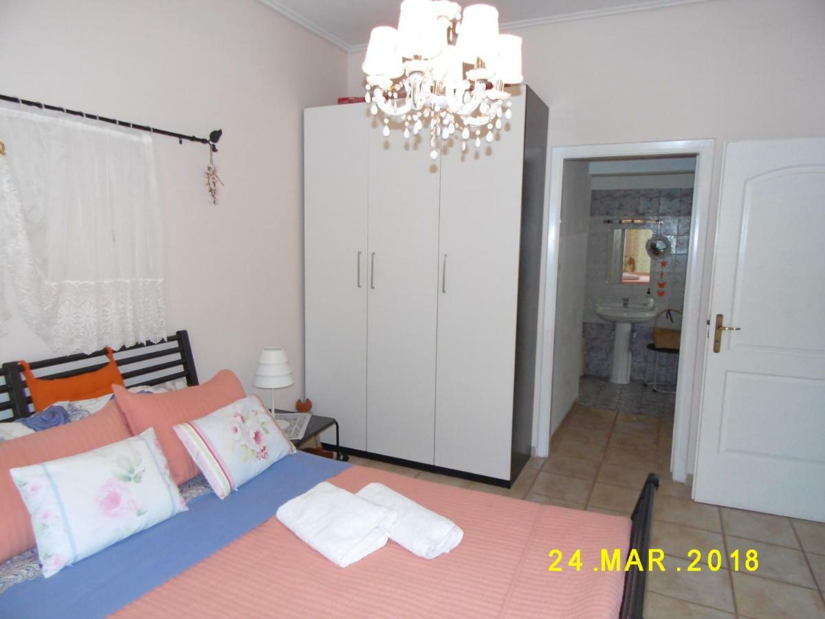 Spacious Apartment Corinth ภายนอก รูปภาพ